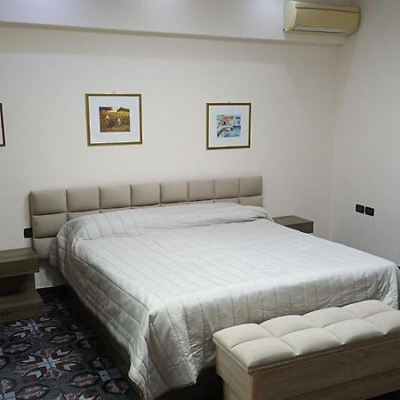 Vlorë Royal Aparthotel מראה חיצוני תמונה