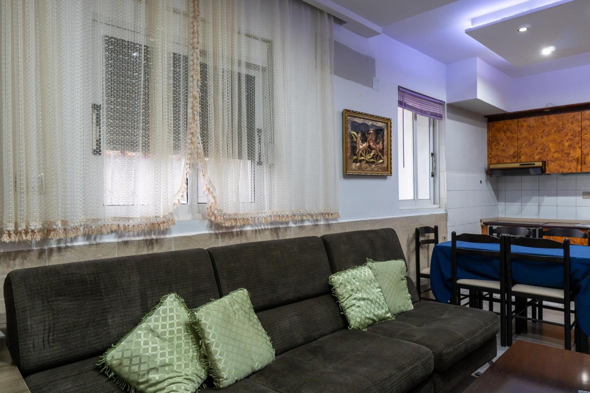 Vlorë Royal Aparthotel מראה חיצוני תמונה
